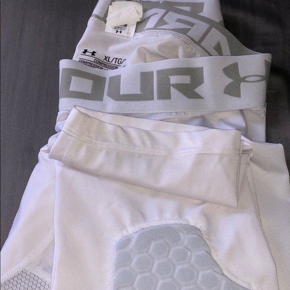 Under armor combat tights pads at knees - Picture 3 of 3